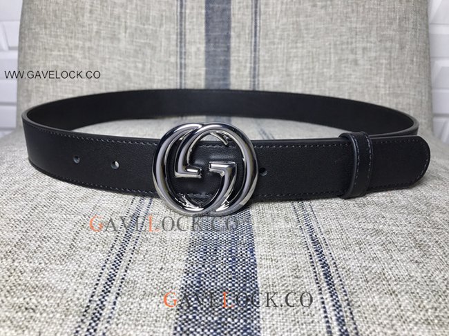 Upscale Gucci Black Leather Belt Double Sided GG Buckle